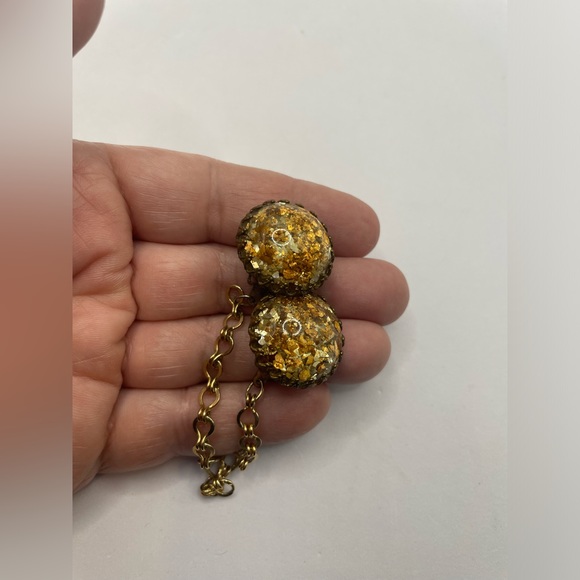 Vintage Sweater Collar Clip Antiqued GoldTone ProngSet Lucite Flaked Gold Leaf - Picture 3 of 6